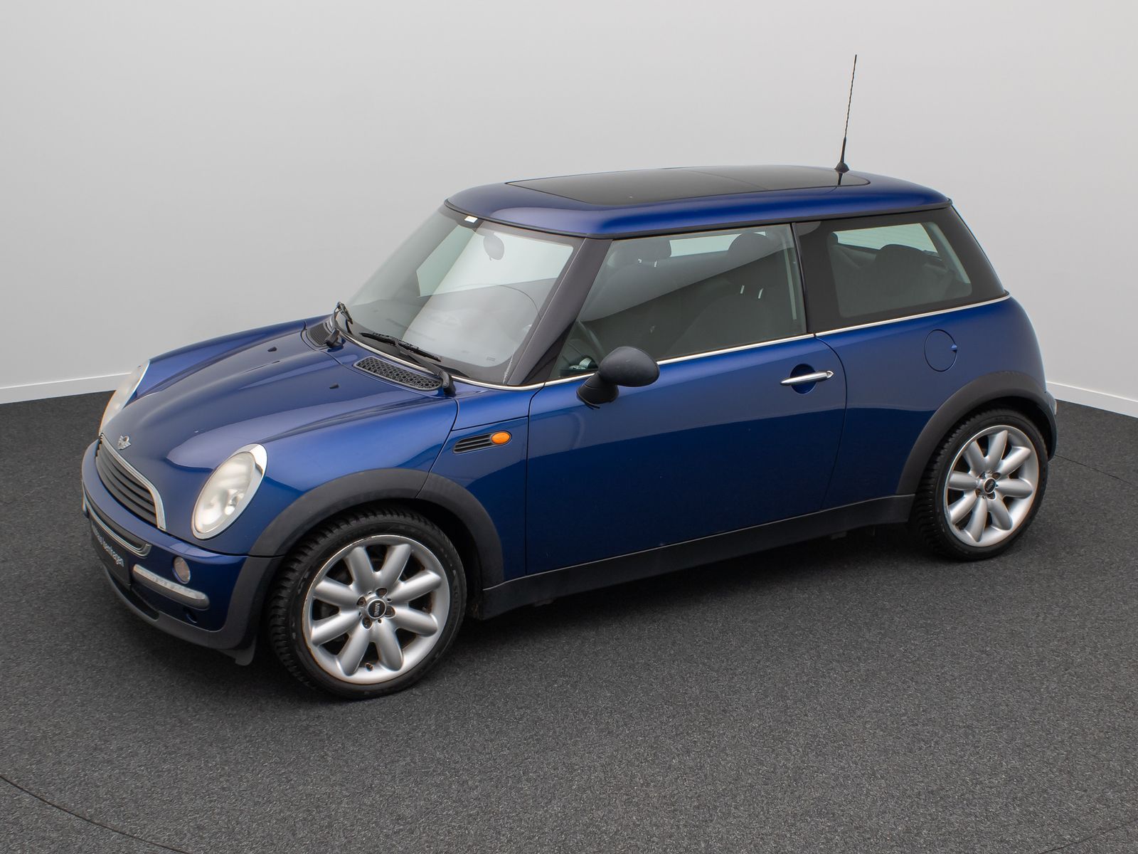 Fahrzeugabbildung MINI ONE One Xenon GSD Sport LM