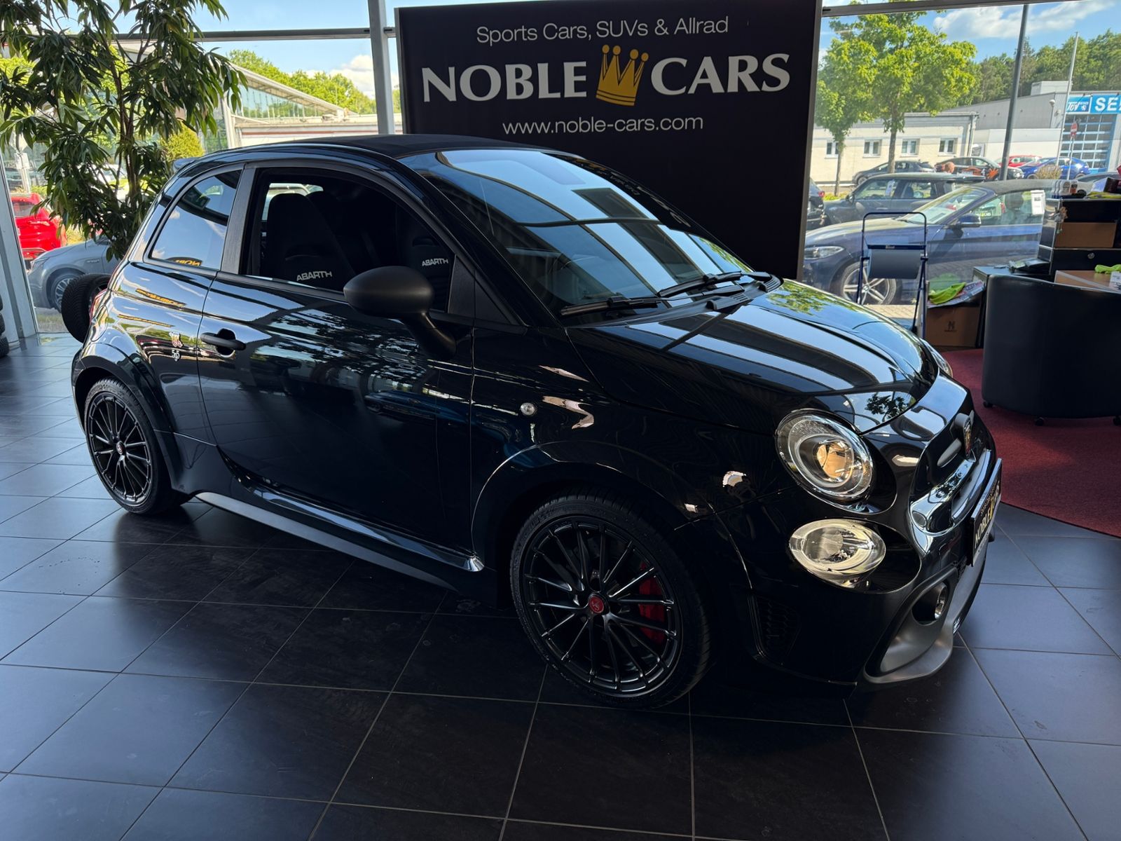 Fahrzeugabbildung Abarth 595C Competizione NAVI ALU