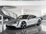 Porsche Taycan 4 S Performance 490hp / Pano / BOSE - silberne Porsche Taycan