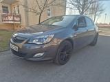 Opel Astra 2.0 CDTI Cosmo  - Opel Astra aus 2010 mit Diesel-Antrieb