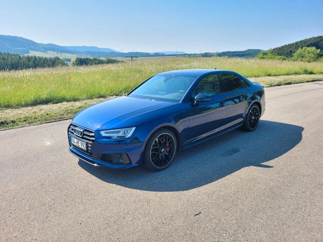 Audi S4 3.0 TFSI quattro