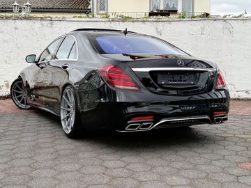 Mercedes S 560 - 8