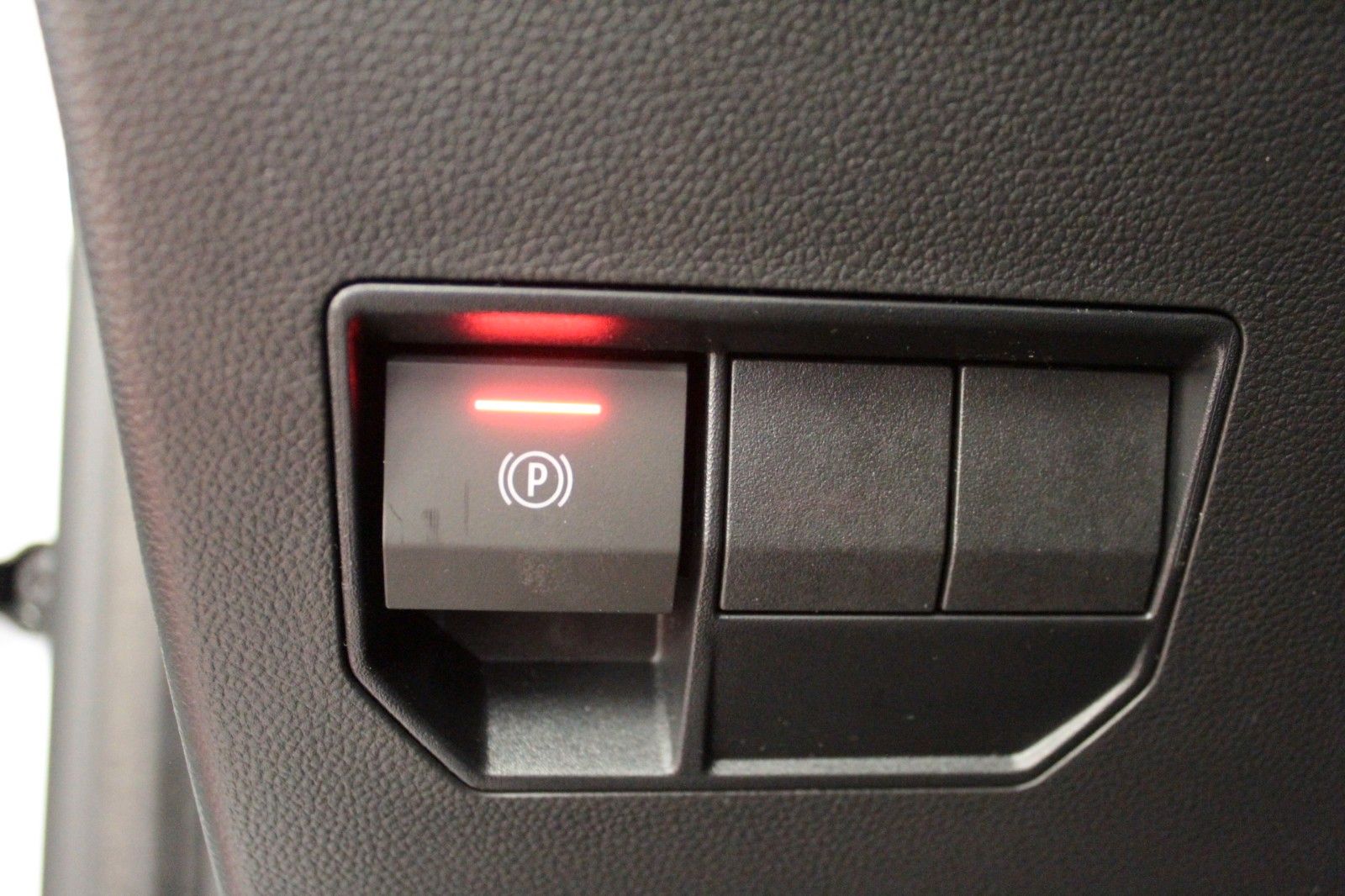 Fahrzeugabbildung Dacia Duster mild hybrid 130 Journey *Winterpaket*