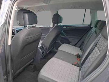 Volkswagen Tiguan - 8