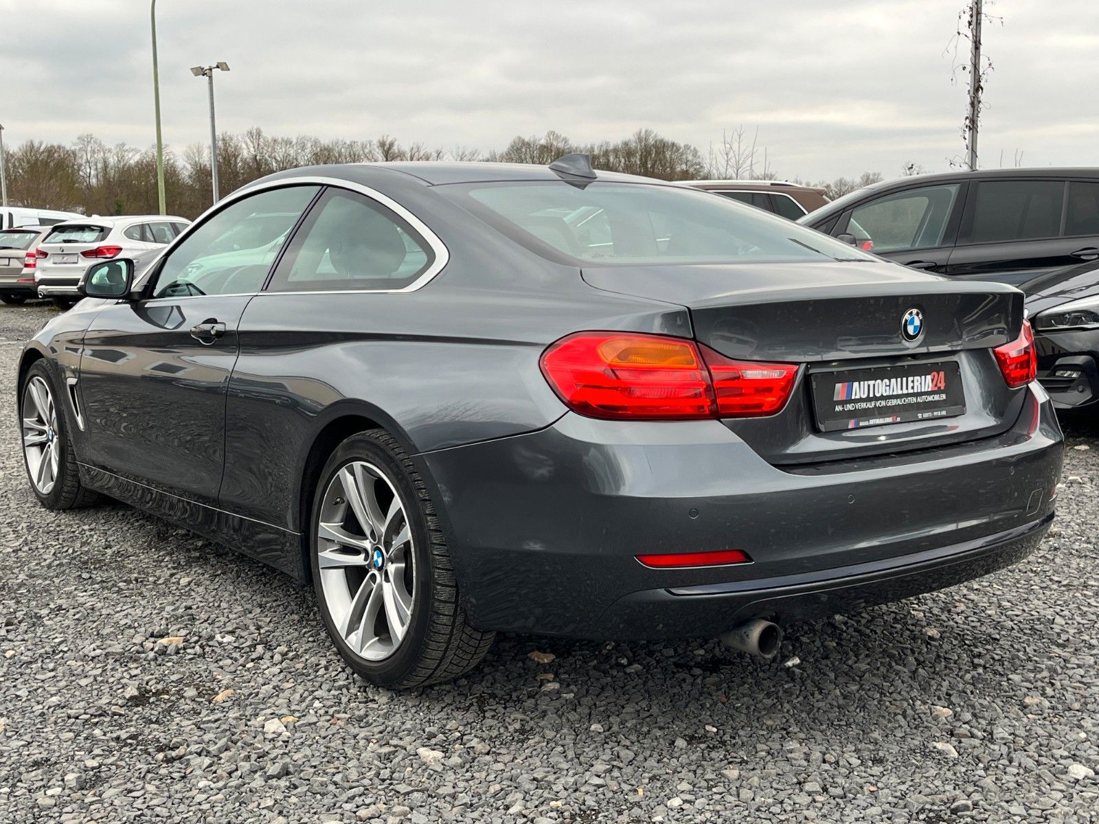 Fahrzeugabbildung BMW 420i Aut. SPORT LINE Navi Xenon Leder AH M SPORT