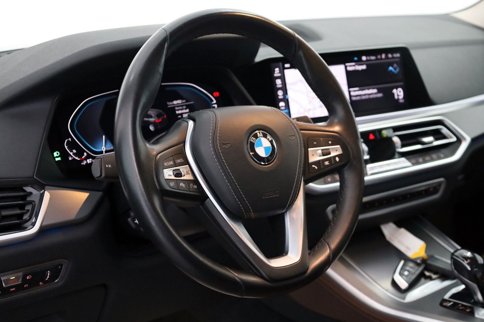 Fahrzeugabbildung BMW X5 xDrive 45e Leder,Navi,LED,HeadUp,360° Kamera