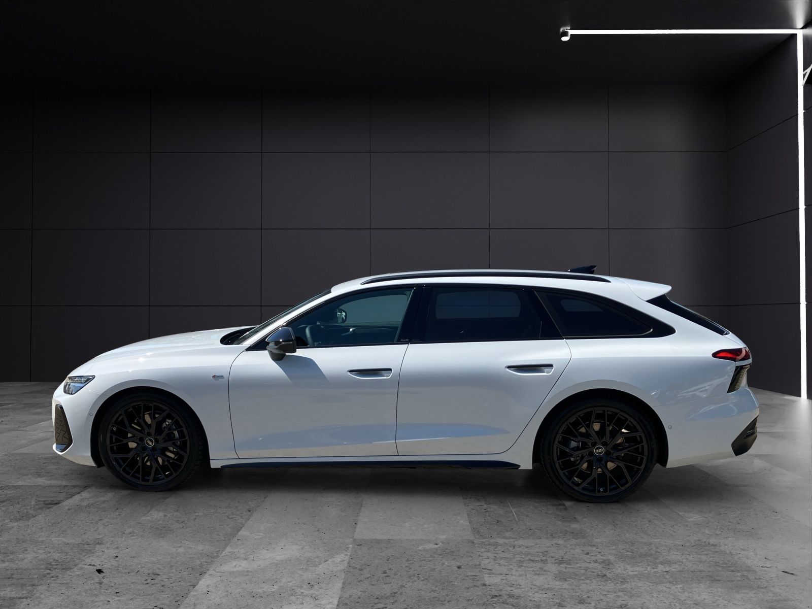 Fahrzeugabbildung Audi A6 Avant TDI 150 kW quattro S tronic Matrix