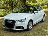 Audi A1 Ambition  Panoramadach/Navigation/Sport - Audi A1: Panoramadach