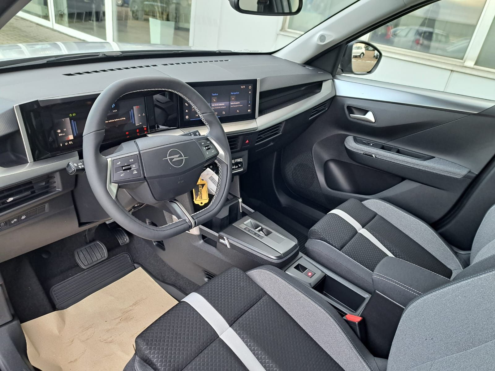 Fahrzeugabbildung Opel Frontera GS 1.2 Turbo Hybrid 145PS Automatik