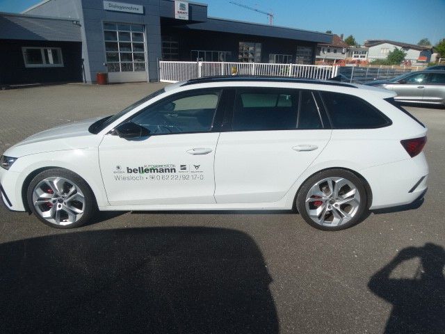ŠKODA Octavia Octavia Combi RS 2.0 TDI DSG 4x4 – Bild 8 von 20