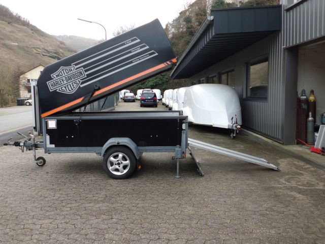 Westfalia Kastenhänger mit Deckel