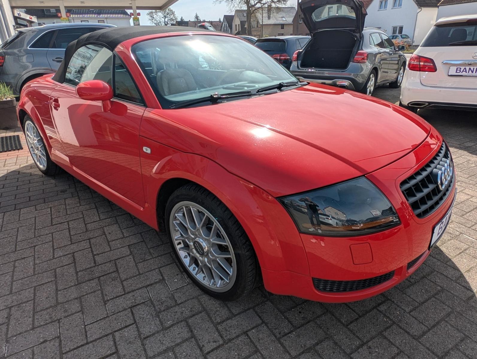 Audi TT Roadster 1.8T Autom. Scheckheft ZR gewechselt