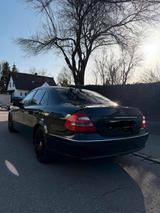 Mercedes-Benz Mercedes E280 - gebrauchte Mercedes-Benz E 280 aus dem Jahr 2004