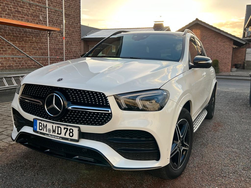 Image of Mercedes-Benz GLE 300