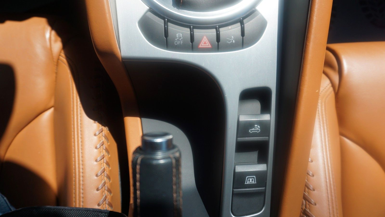 Fahrzeugabbildung Audi TT Roadster 2.0 TFSI quattro,Leder,Navi,Xenon,SH