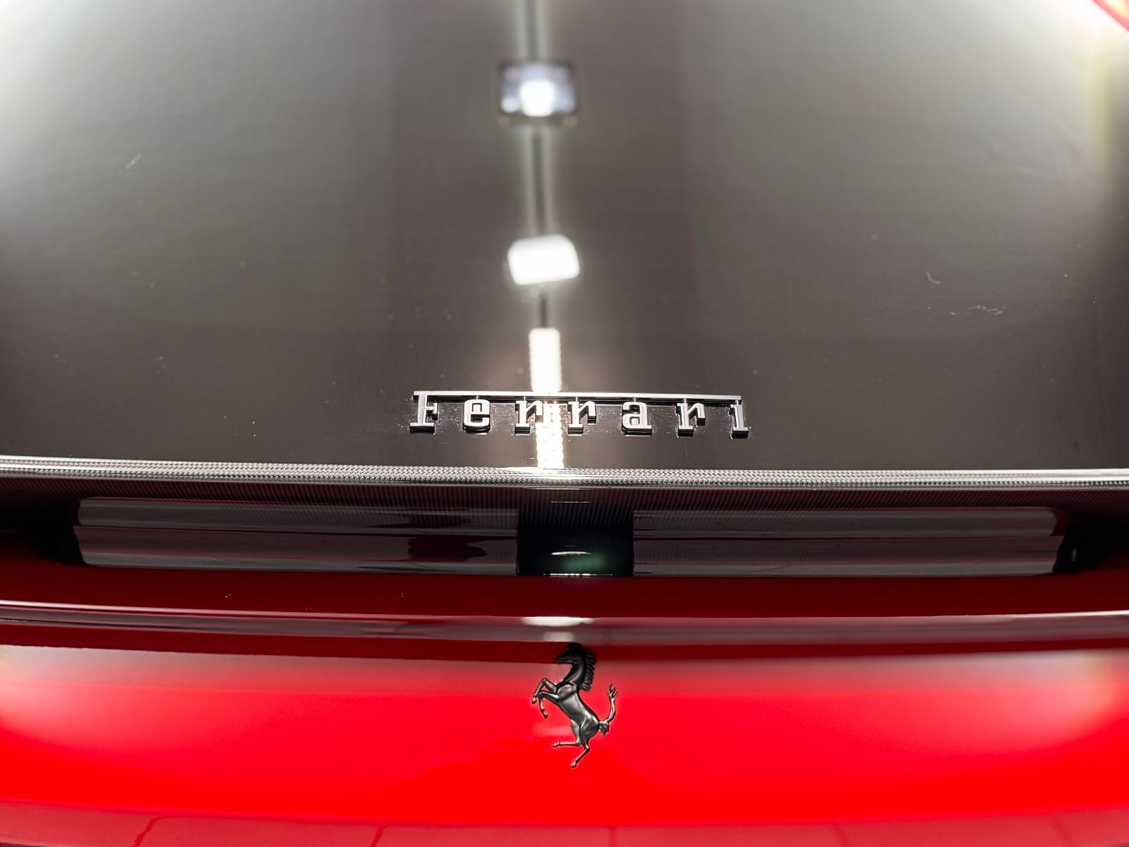 Fahrzeugabbildung Ferrari 12Cilindri|LIFT|FULL-CARBON|RACING-SEAT|ON STOCK