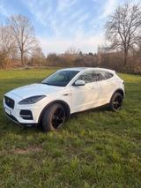 Jaguar TOP gepflegter E-Pace aktuelles Facelift/Standhz