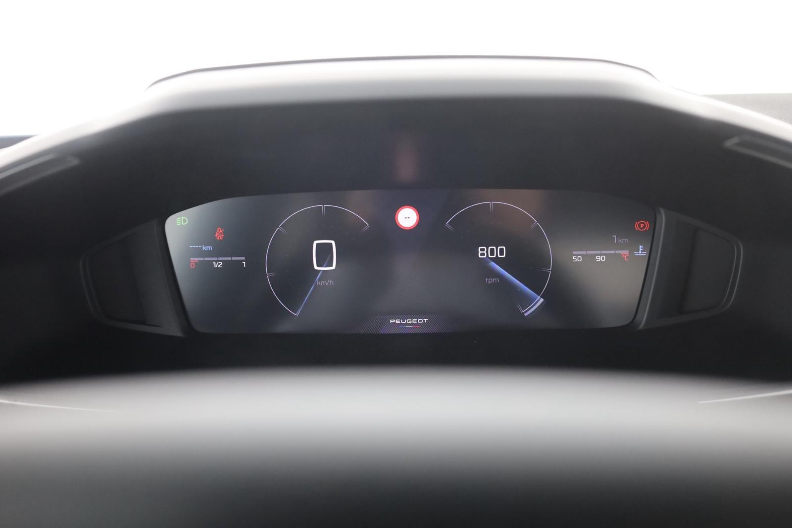 Peugeot 2008 1.2 PureTech LED ACC Kamera, миниатюра 18