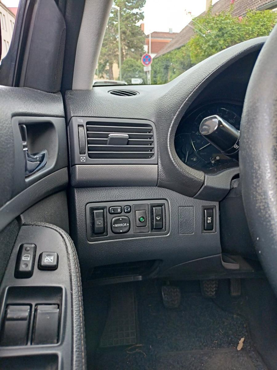 Toyota Avensis 2006 — photo 9