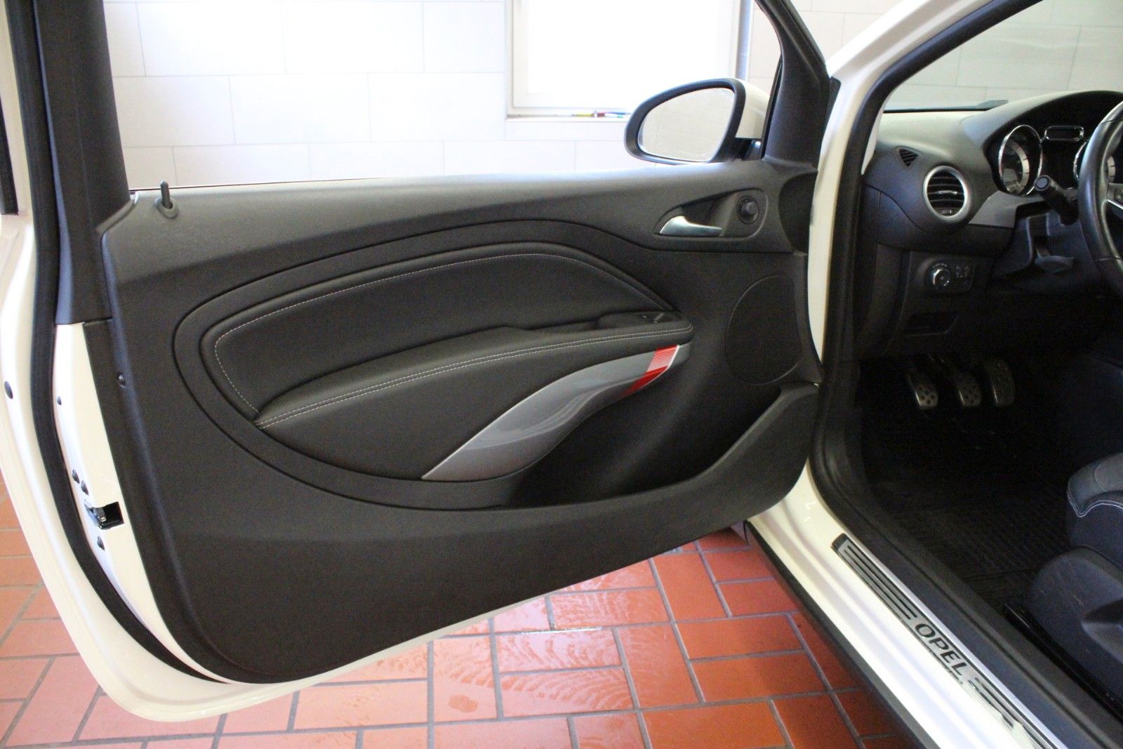 Fahrzeugabbildung Opel Adam ROCKS 1.4 Turbo* Faltdach *Winterpaket*