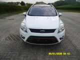 Ford Kuga 2.0 TDCI Champions Edition 4x4 A... - Ford Kuga: Champions Edition