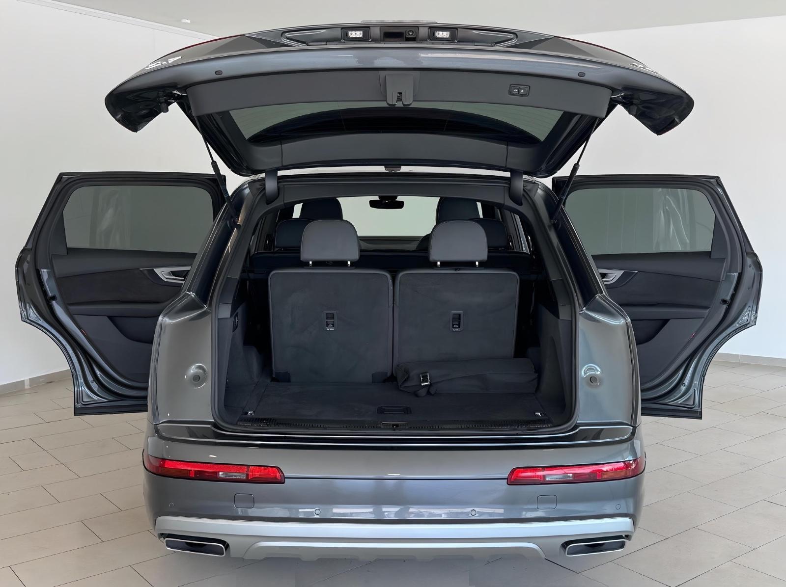 Audi Q7 3.0 TDI Quattro S-Line 7-Sitzer|PANO|1-HAND|