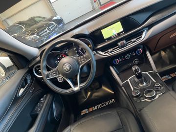 Alfa Romeo Stelvio Super Q4 *KAM*NAVI*TEMPOMAT*LKHZ*