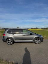 Volkswagen Touran 2.0 TDI SCR DSG SOUND BMT SOUND - Volkswagen Touran SOUND mit Diesel-Antrieb