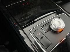 MERCEDES-BENZ E 250 CDI / AHK / NUR 89.tKM / TOP AUSST./ MERCEDES-BENZ E 250 CDI / AHK / NUR 89.tKM / TOP AUSST./