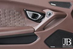 Fahrzeugabbildung Lamborghini Huracán EVO Spyder AdPersonam Lift Kamera