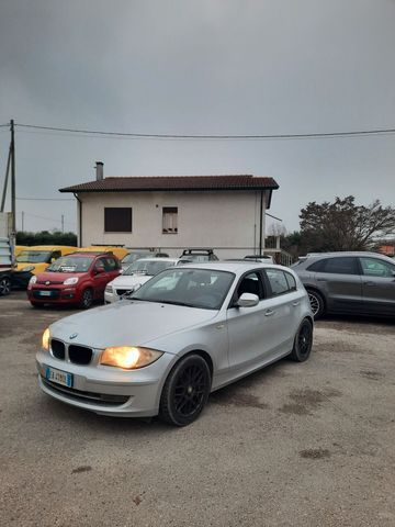 BMW Bmw 118 118d 2.0 143CV cat 5 porte Eletta DPF