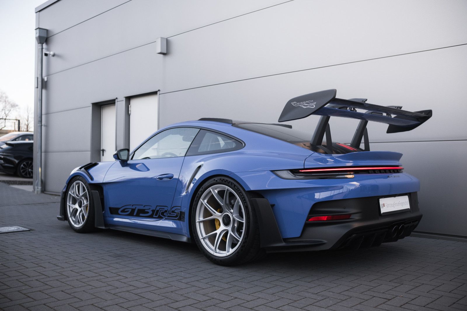 Fahrzeugabbildung Porsche 992/911 GT3 RS-PTS maritime-Lift-Weissach-PCCB