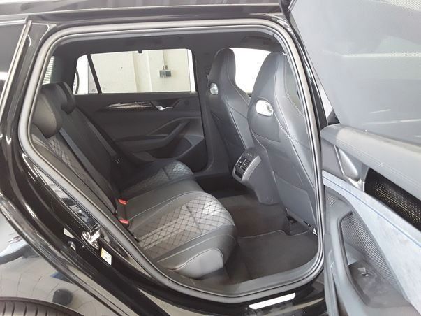 Passat Variant 1.5 TSI eHybrid R-Line AHK BLACK