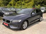 Volvo V60 Kombi Momentum Pro 1. Hand! Sehr gepflegt! - Volvo V60 mit Diesel-Antrieb: mit Navigationssystem, Kombi