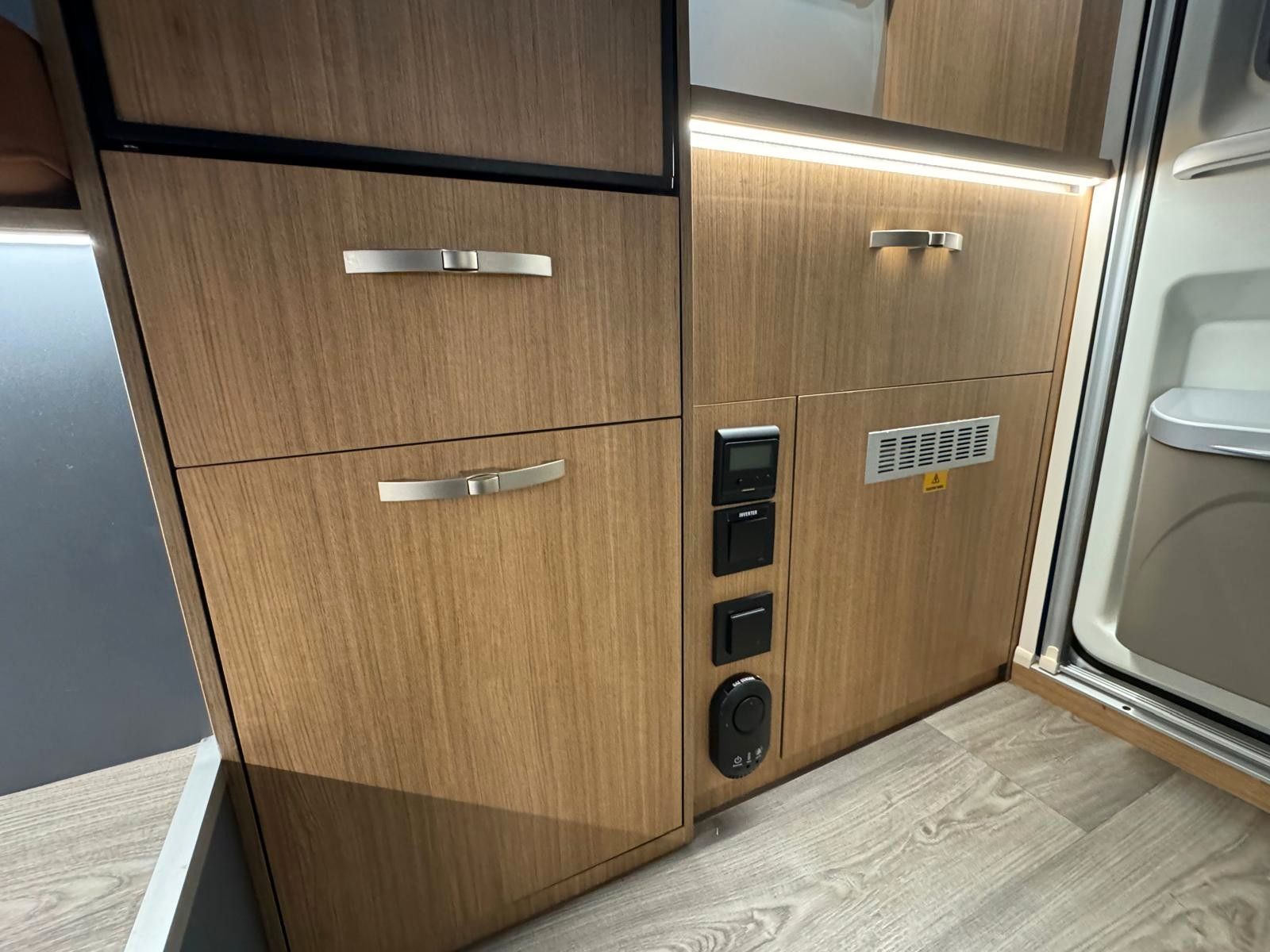 Fahrzeugabbildung Dodge RAM 2500 6.4-V8 LUFTFED. KABINE GLADIATOR XLE