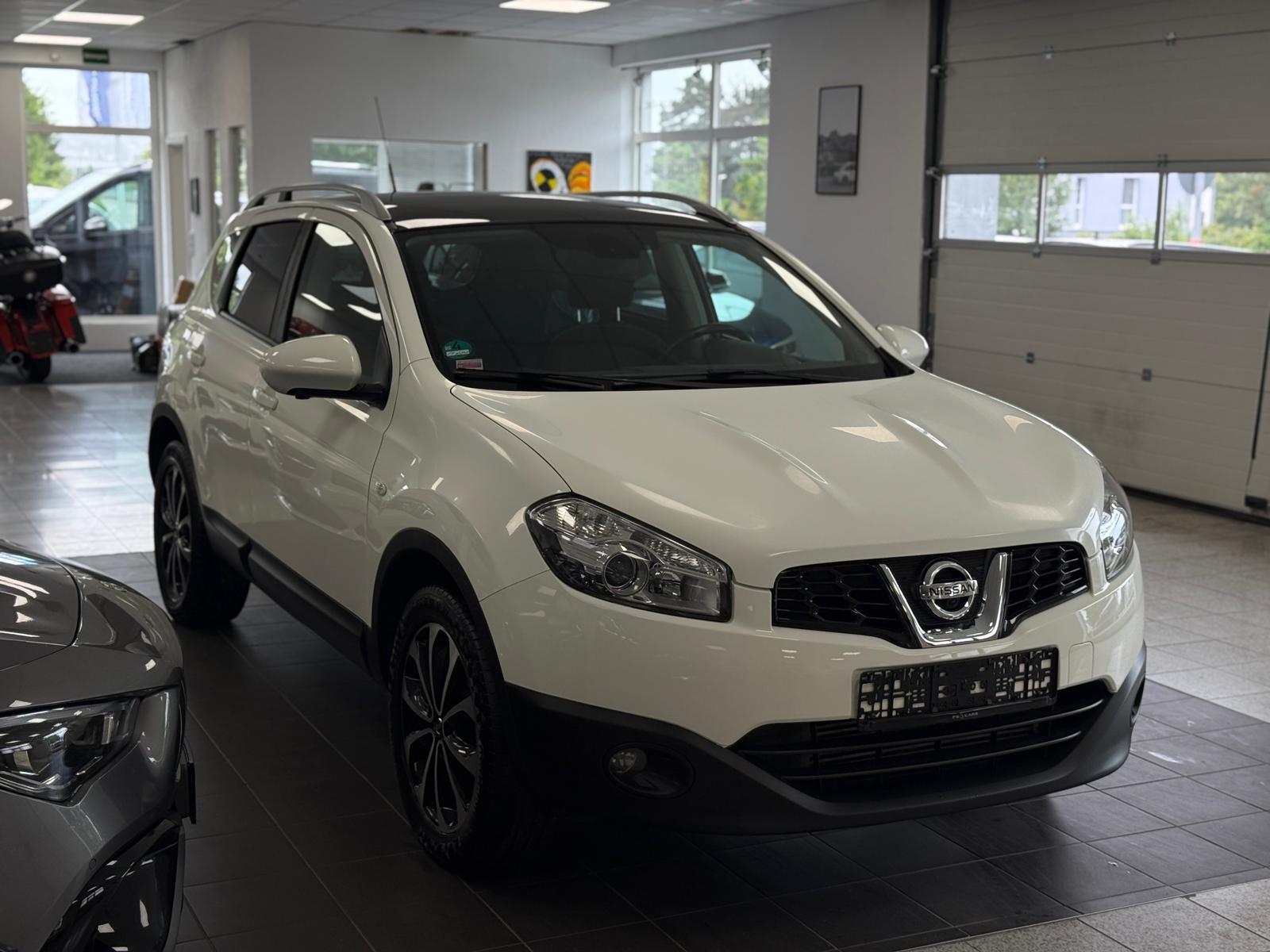Nissan Qashqai I-Way/Panorama/360Grad/AHK/8Fach