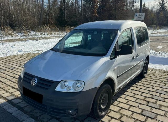 Volkswagen Caddy Life 1.6 102 Ps 7 Sitze