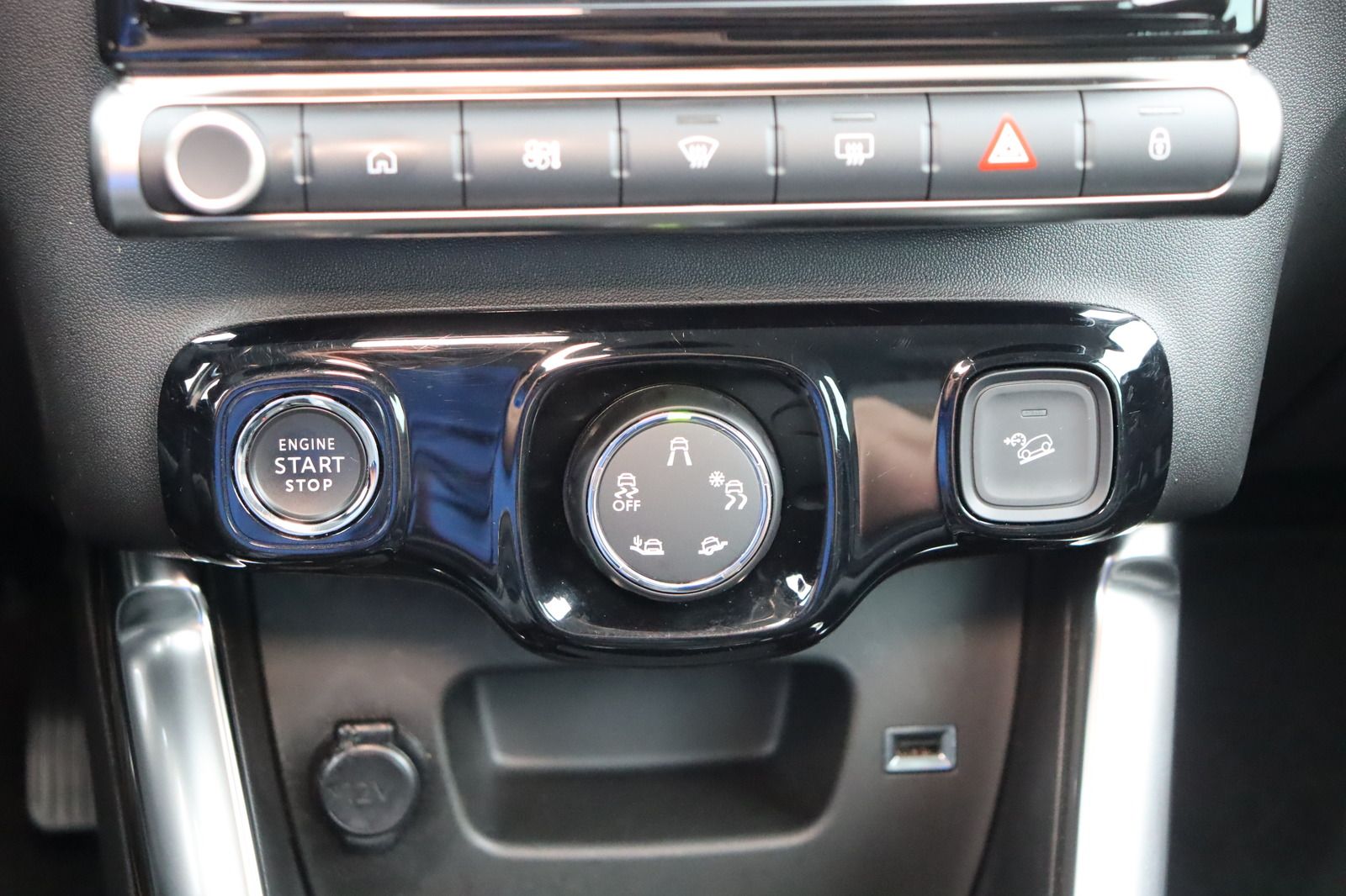 Fahrzeugabbildung Andere Citroën C3 Aircross PT 110 Shine * MwSt. ausw. *
