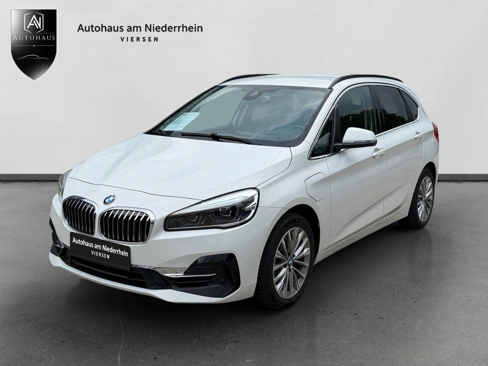 BMW 225