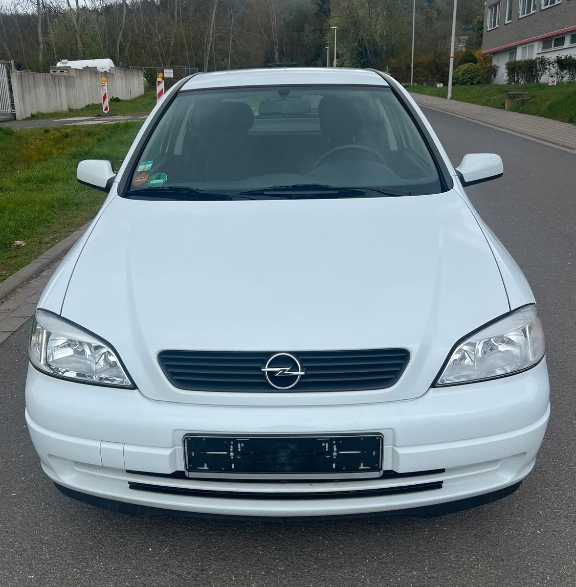 Opel Astra 1.6 Automatik 1.Hand NUR 32000 km