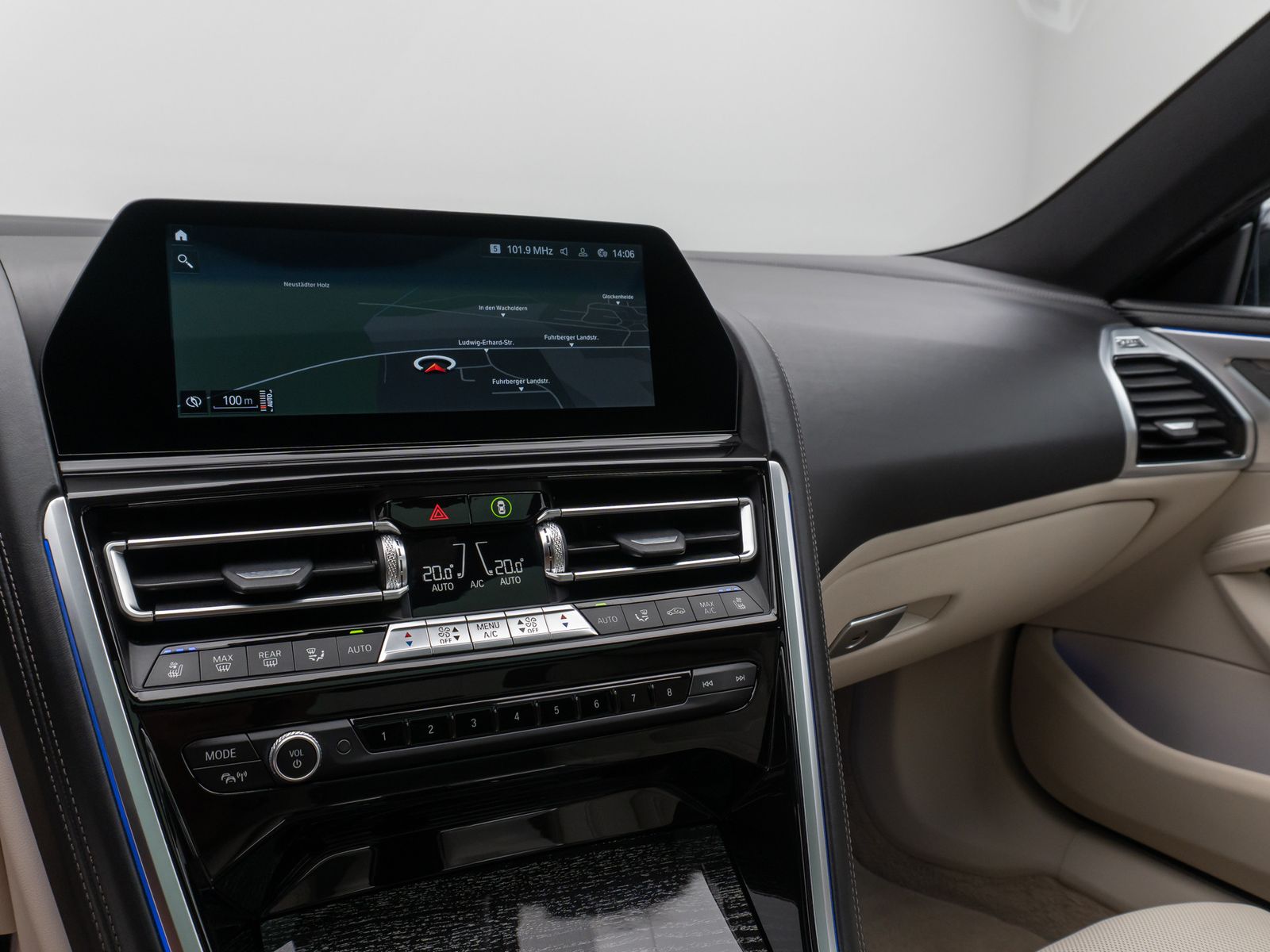 Fahrzeugabbildung BMW M850i xD GC Panorama 360° Laser HUD H/K SoftCl