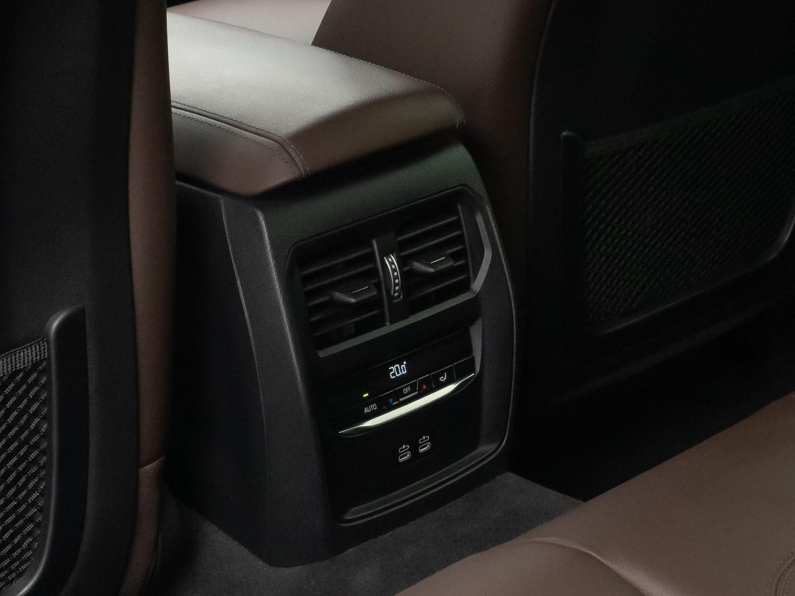 BMW 320 d xD Kamera HUD DAB HiFi Leder Komfort Sport, миниатюра 29