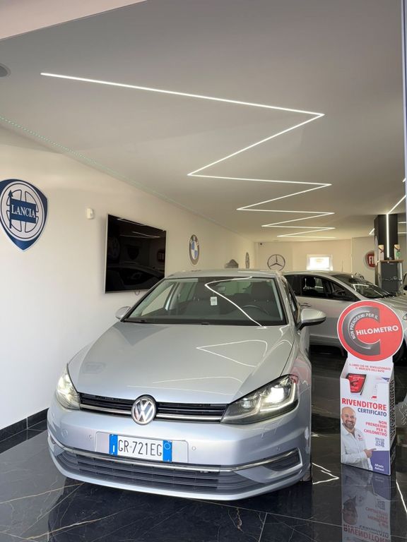 Image of Volkswagen Golf