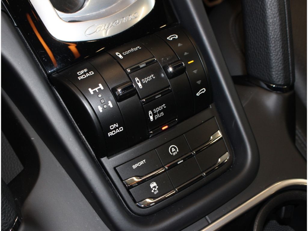 Fahrzeugabbildung Porsche Cayenne Diesel 2. Hand*Pano*Standheizung*21 Zoll