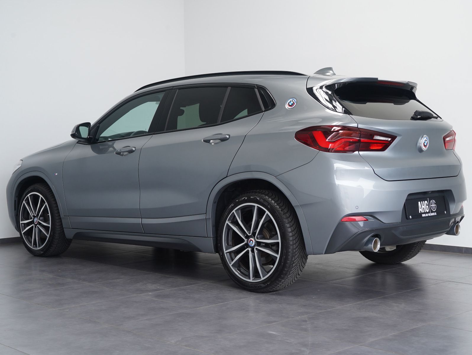 Fahrzeugabbildung BMW X2 sDrive 20 i M Sport LED/HEADUP/KEYLESS/KAMERA