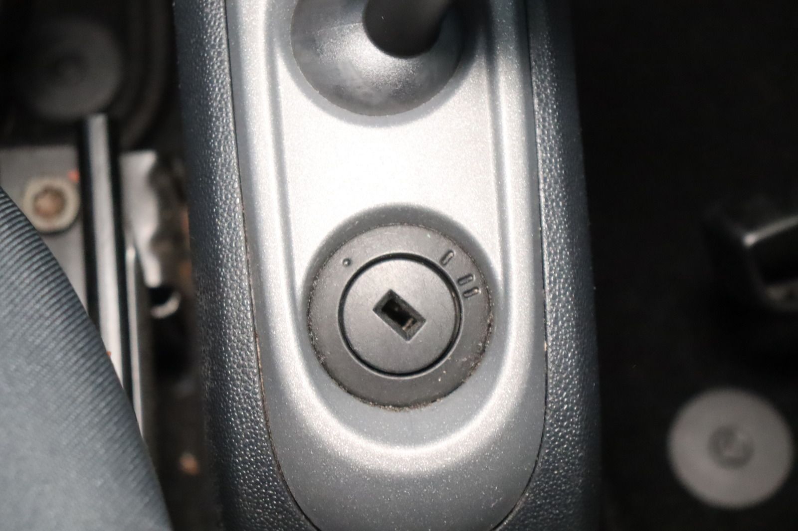 Fahrzeugabbildung Smart fortwo coupe 1.0 mhd passion