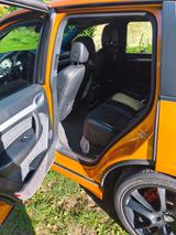 Porsche Cayenne GTS 405 PS Nordisch Gold Metallic - : Gold, Metallic
