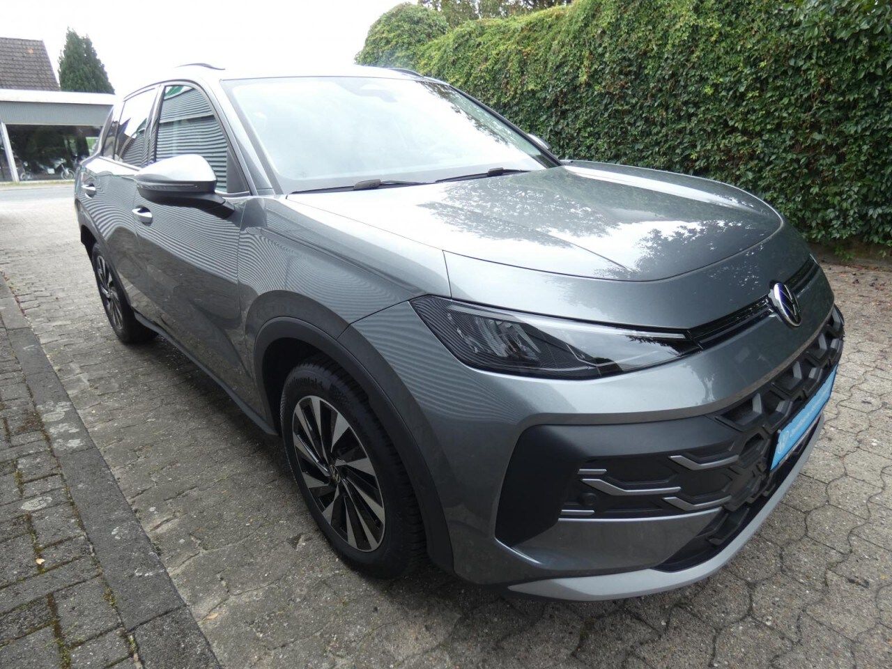 Volkswagen T-Roc Life T-Roc 1.5 eTSI DSG Life LED Navi AHK foto 3