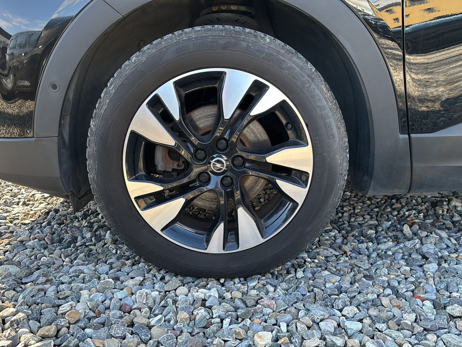 Fahrzeugabbildung Opel Grandland Elegance