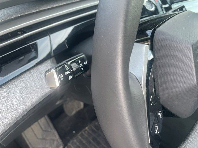 Fahrzeugabbildung Peugeot Neuer 5008 Allure MildHybrid AT+7Sitze+KlimaAT